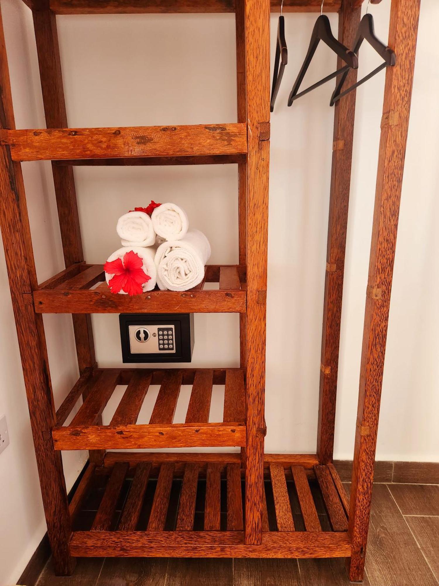 Almas Beach Boutique Hotel Makunduchi エクステリア 写真