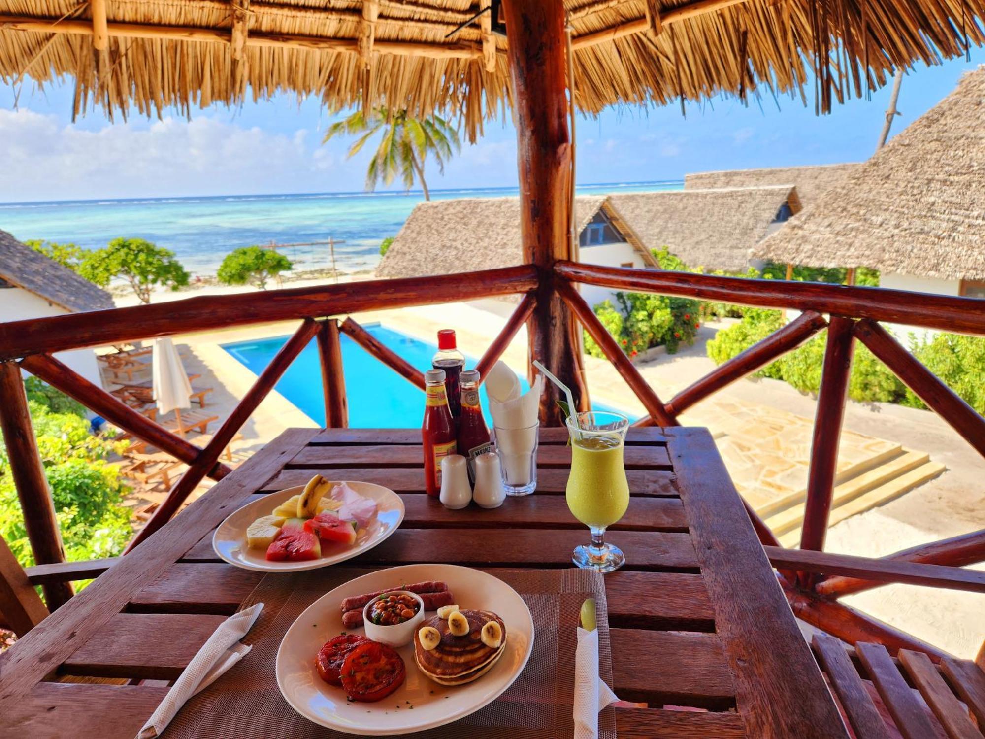 Almas Beach Boutique Hotel Makunduchi エクステリア 写真