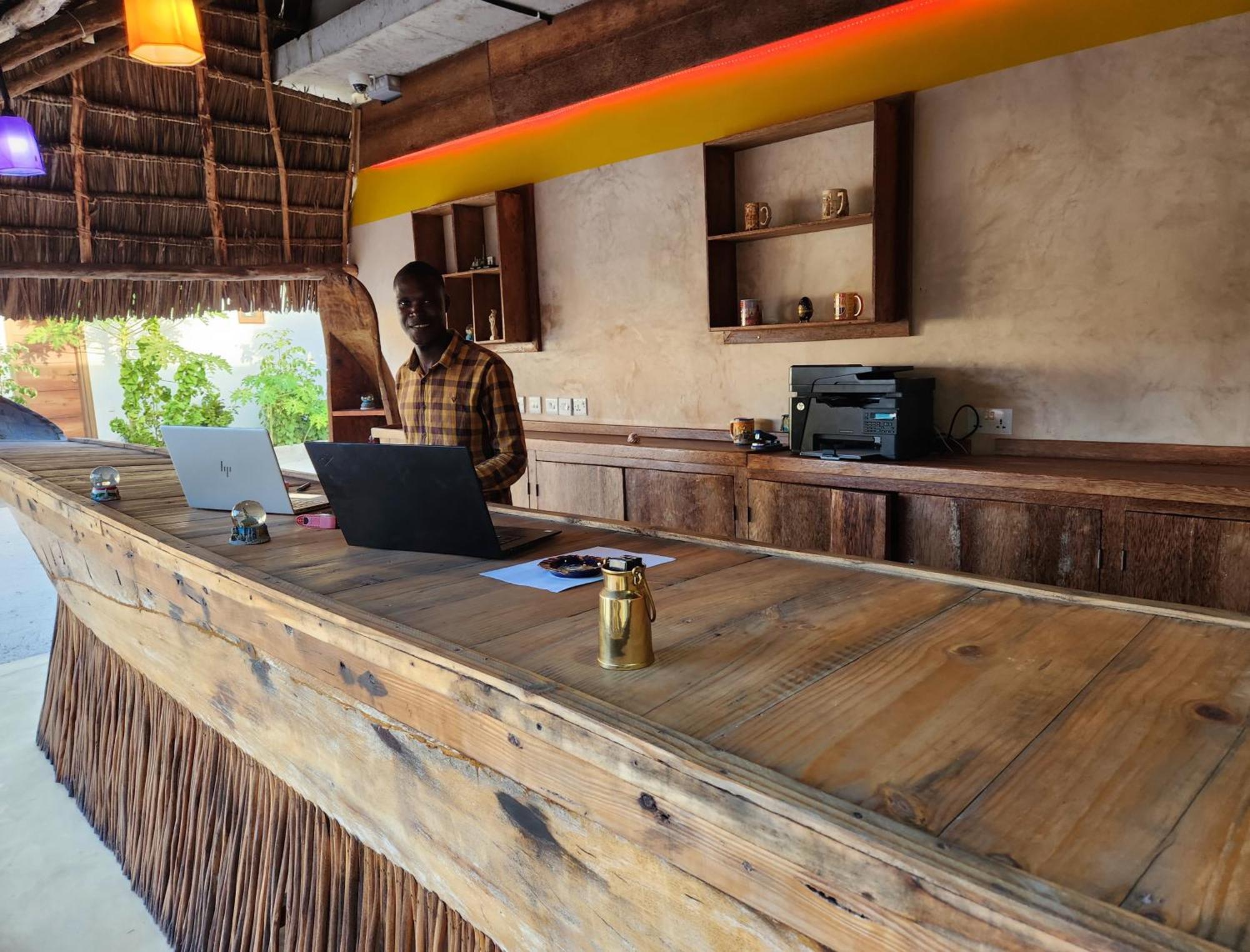 Almas Beach Boutique Hotel Makunduchi エクステリア 写真